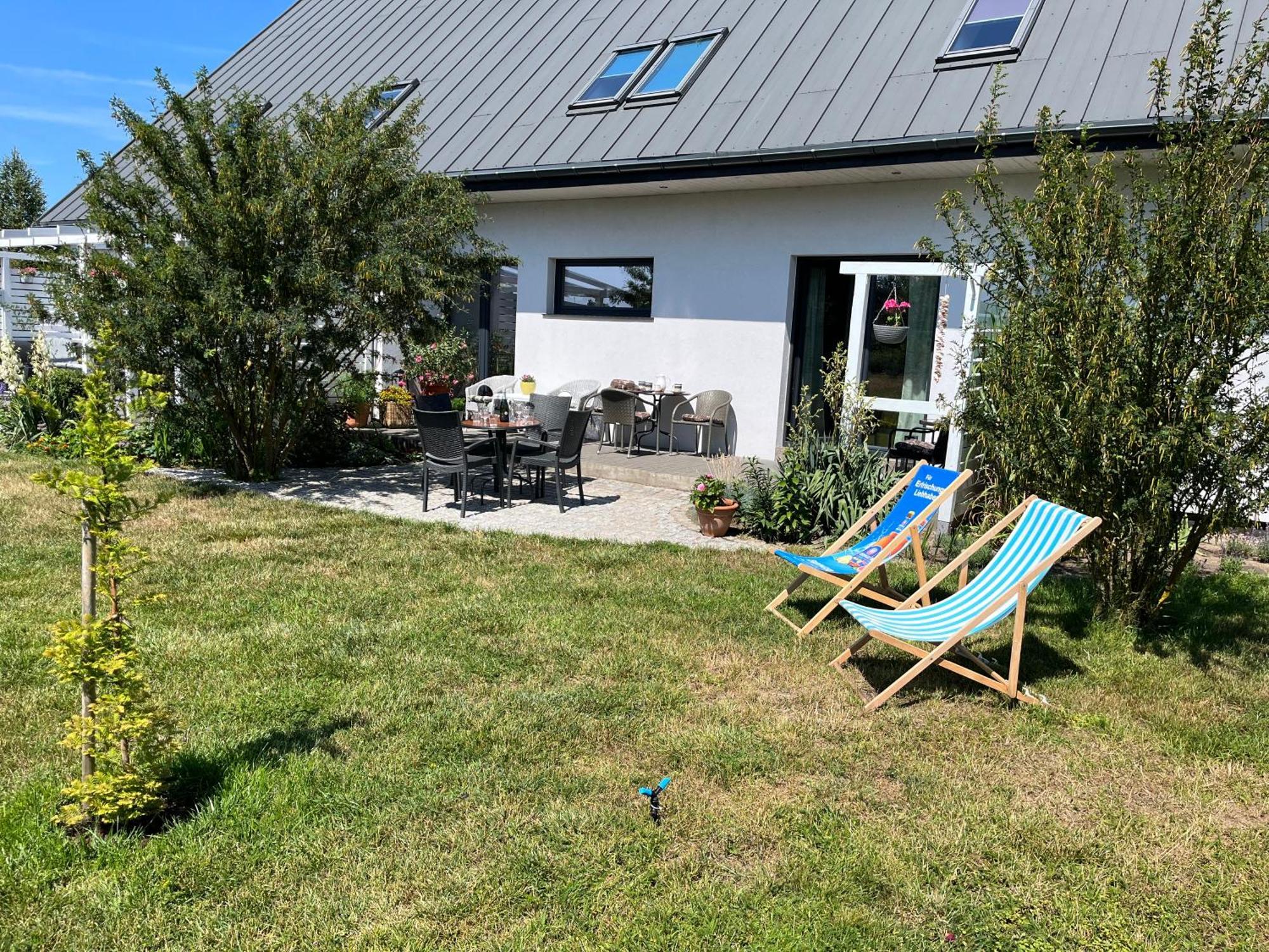 Dom W Trawach Apartment Smoldzinski Las Exterior foto